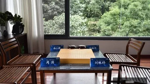体育品牌电竞新品上市，联名款抢购热潮
